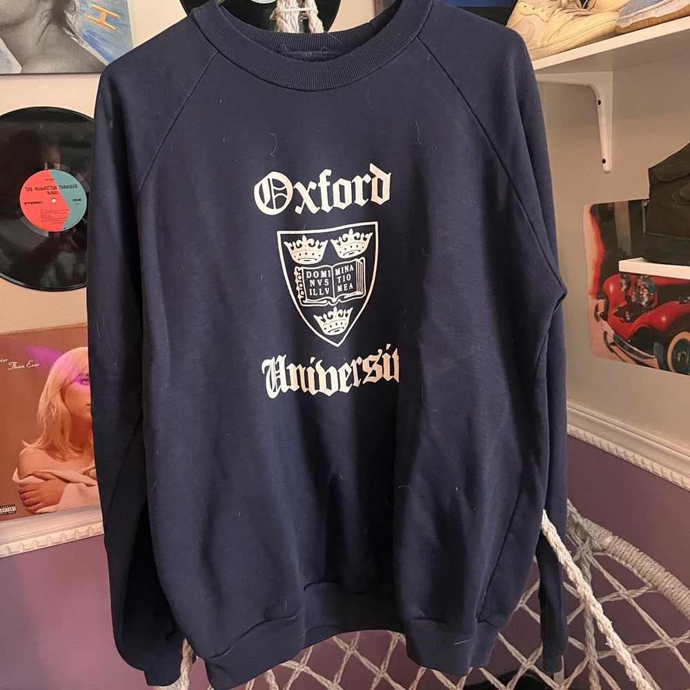 vintage oxford sweatshirt
fits like women’s medium